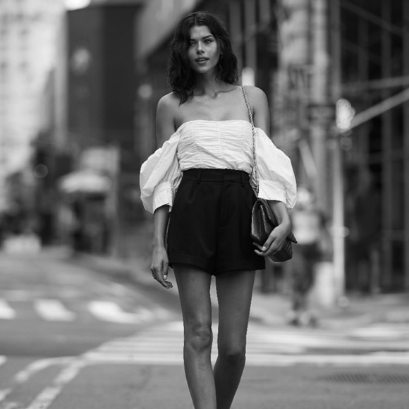 SOLD. NWOT Georgia Alice Puff Sleeve Top - Picture 4 of 7